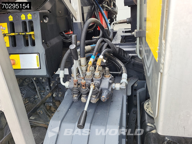 Tipper, Crane truck Mercedes-Benz Actros 1833 4X2 Palfinger PK7.501 SLD Kran Crane 17m3 tipper Big-Axle Euro 6: picture 10 Tipper, Crane truck Mercedes-Benz Actros 1833 4X2 Palfinger PK7.501 SLD Kran Crane 17m3 tipper Big-Axle Euro 6: picture 10