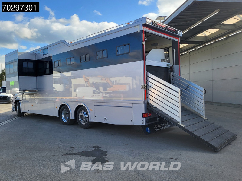 Mercedes-Benz Actros 2551 6X2 Pferdetransport Horse truck + Living Standairco Navi ACC Automatic Euro 6 - Horse truck: picture 2 Mercedes-Benz Actros 2551 6X2 Pferdetransport Horse truck + Living Standairco Navi ACC Automatic Euro 6 - Horse truck: picture 2