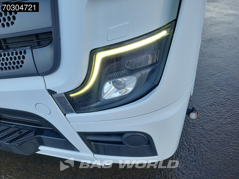 Container transporter/ Swap body truck Mercedes-Benz Actros 2553 Actros 6X2 BDF Retarder Lift Axle Automatic LED Euro 6: picture 8