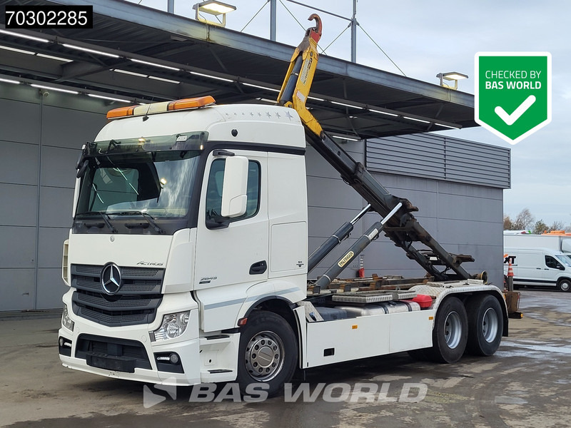 Mercedes-Benz Actros 2645 6X2 Palfinger Pallift containersystem Lift-Axle Automatic Euro 6 - Hook lift truck: picture 1 Mercedes-Benz Actros 2645 6X2 Palfinger Pallift containersystem Lift-Axle Automatic Euro 6 - Hook lift truck: picture 1