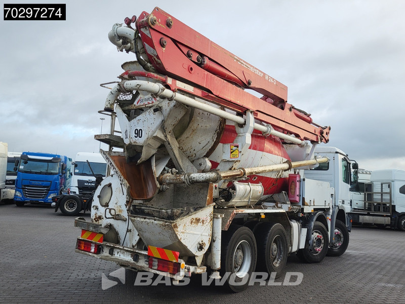 Mercedes-Benz Actros 3241 8X4 Putzmeister M24-3 Pump + 9m3 LIEBHERR Mixer Steelsuspension 3-Pedals Euro 4 - Concrete pump truck: picture 5 Mercedes-Benz Actros 3241 8X4 Putzmeister M24-3 Pump + 9m3 LIEBHERR Mixer Steelsuspension 3-Pedals Euro 4 - Concrete pump truck: picture 5