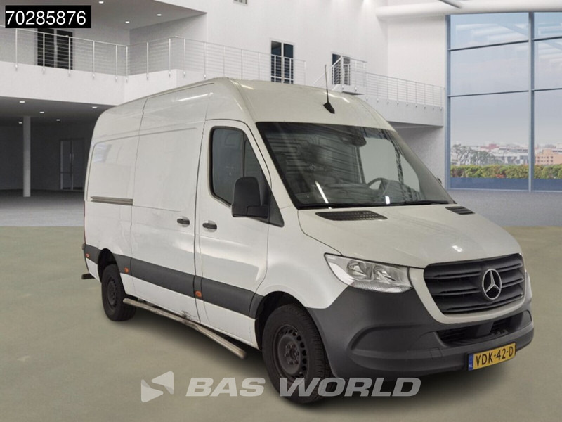 Mercedes-Benz Sprinter 314 CDI COMING SOON! Koelwagen Automaat Carrier L2H2 Navi Airco Cruise Camera MBUX L2 Koel Koeler Kühl Kühler Kühlwagen 9m3 A/C - Refrigerated delivery van: picture 3 Mercedes-Benz Sprinter 314 CDI COMING SOON! Koelwagen Automaat Carrier L2H2 Navi Airco Cruise Camera MBUX L2 Koel Koeler Kühl Kühler Kühlwagen 9m3 A/C - Refrigerated delivery van: picture 3