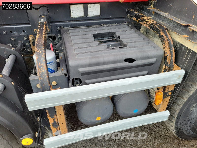 Tipper Renault Kerax 430 8X4 16m3 Forez Bennes tipper Full Steel Big-Axle Automatic Euro 5: picture 13 Tipper Renault Kerax 430 8X4 16m3 Forez Bennes tipper Full Steel Big-Axle Automatic Euro 5: picture 13