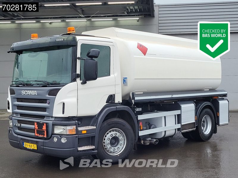 Scania P230 4X2 NL-Truck 3 compartments 16.300 Ltr ADR 3-Pedals Euro 5 - Tank truck: picture 1 Scania P230 4X2 NL-Truck 3 compartments 16.300 Ltr ADR 3-Pedals Euro 5 - Tank truck: picture 1