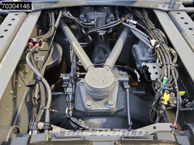 Tractor unit DAF XG 530 6X2 2x Tanks Lift+Lenkachse Standklima Navi ACC LED: picture 14 Tractor unit DAF XG 530 6X2 2x Tanks Lift+Lenkachse Standklima Navi ACC LED: picture 14