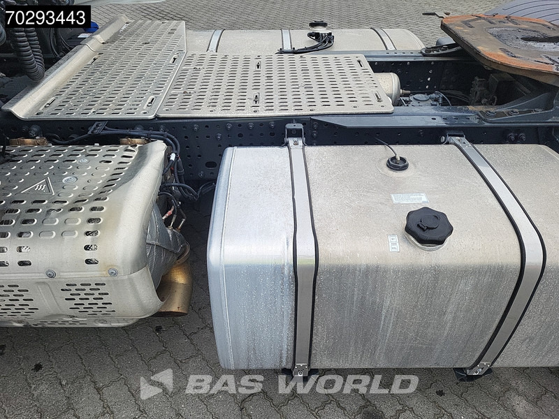 Tractor unit Iveco S-Way 490 4X2 Retarder Standairco 2xTanks ACC LED Navi Euro 6: picture 7 Tractor unit Iveco S-Way 490 4X2 Retarder Standairco 2xTanks ACC LED Navi Euro 6: picture 7