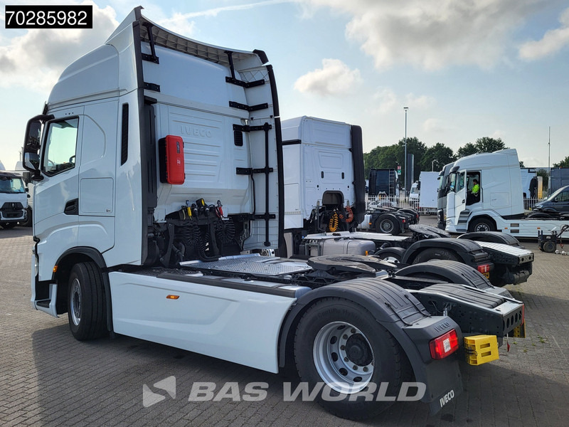 Iveco S-Way 490 4X2 Retarder Standklima 2xTanks Navi ACC LED Euro 6 - Tractor unit: picture 2 Iveco S-Way 490 4X2 Retarder Standklima 2xTanks Navi ACC LED Euro 6 - Tractor unit: picture 2