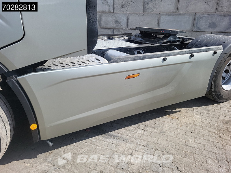 Tractor unit Iveco S-Way 530 4X2 Retarder Standklima LED Navi: picture 8