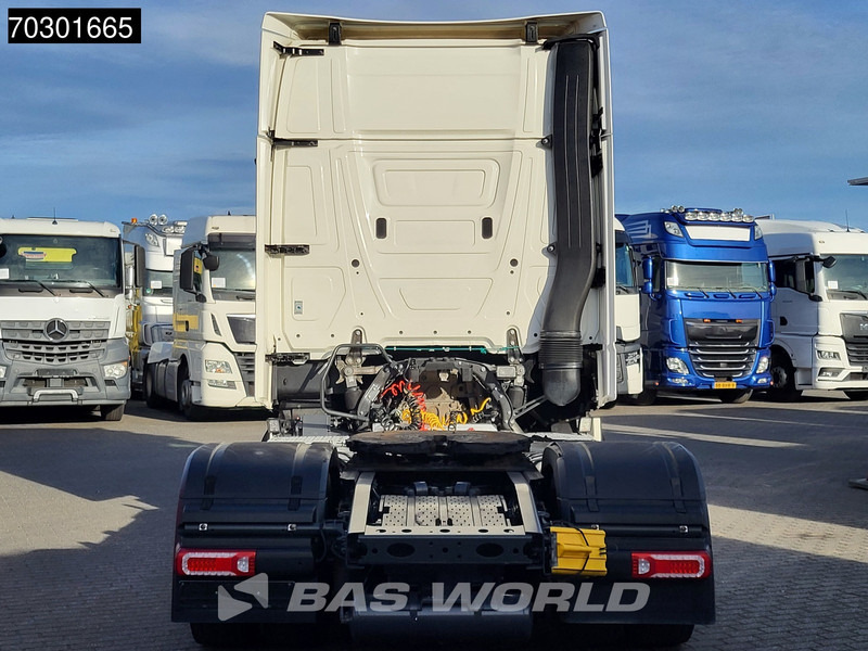 Mercedes-Benz Actros 1845 4X2 GigaSpace Mega Retarder 2xTanks ACC Standklima Euro 6 - Tractor unit: picture 3 Mercedes-Benz Actros 1845 4X2 GigaSpace Mega Retarder 2xTanks ACC Standklima Euro 6 - Tractor unit: picture 3