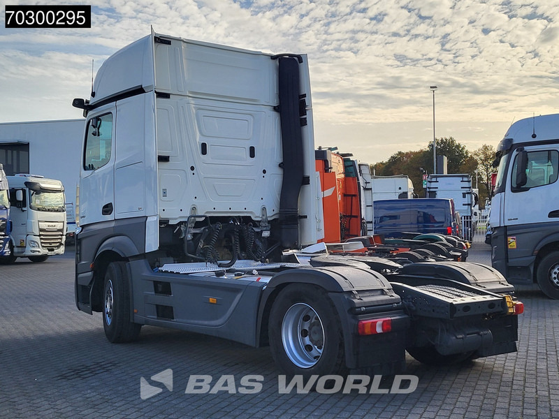 Mercedes-Benz Actros 1845 4X2 GigaSpace Retarder MirrorCam Navi Euro 6 - Tractor unit: picture 2 Mercedes-Benz Actros 1845 4X2 GigaSpace Retarder MirrorCam Navi Euro 6 - Tractor unit: picture 2