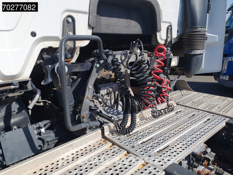 Mercedes-Benz Actros 1846 4X2 StreamSpace Retarder - Tractor unit: picture 5 Mercedes-Benz Actros 1846 4X2 StreamSpace Retarder - Tractor unit: picture 5