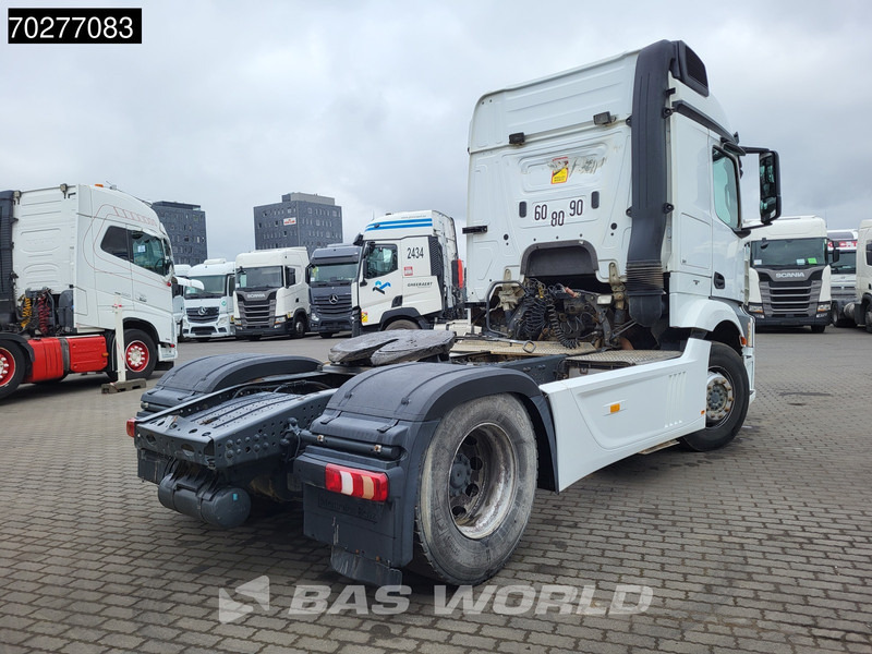 Mercedes-Benz Actros 1846 4X2 StreamSpace Retarder - Tractor unit: picture 5 Mercedes-Benz Actros 1846 4X2 StreamSpace Retarder - Tractor unit: picture 5