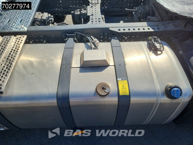 Mercedes-Benz Actros 1851 Actros 4X2 BigSpace 2x Tanks - Tractor unit: picture 5 Mercedes-Benz Actros 1851 Actros 4X2 BigSpace 2x Tanks - Tractor unit: picture 5