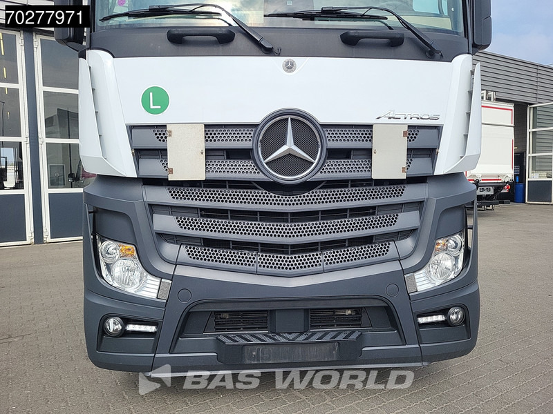 Mercedes-Benz Actros 1851 Actros 4X2 BigSpace 2x Tanks leasing Mercedes-Benz Actros 1851 Actros 4X2 BigSpace 2x Tanks: picture 8