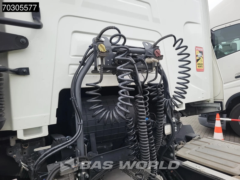 Tractor unit Renault T 440 4X2 Low Mileage! Optibrake+: picture 6 Tractor unit Renault T 440 4X2 Low Mileage! Optibrake+: picture 6