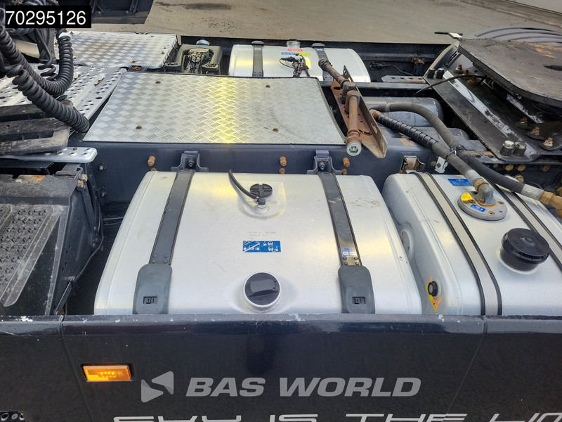 Tractor unit Scania R500 4X2 Retarder 2x Tanks Hydraulik Leder ACC Standklima Euro 6: picture 7