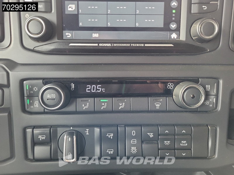 Tractor unit Scania R500 4X2 Retarder 2x Tanks Hydraulik Leder ACC Standklima Euro 6: picture 20