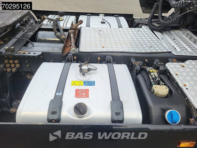 Tractor unit Scania R500 4X2 Retarder 2x Tanks Hydraulik Leder ACC Standklima Euro 6: picture 8