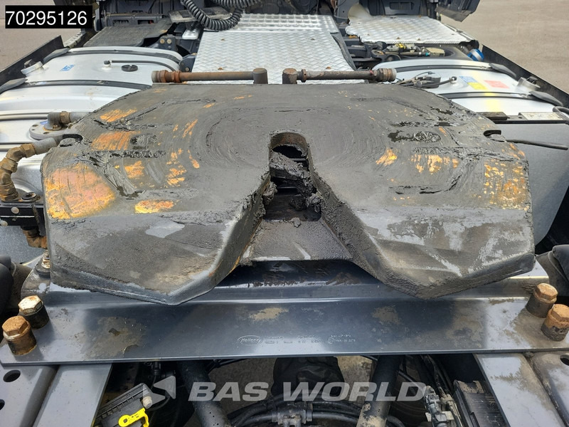 Tractor unit Scania R500 4X2 Retarder 2x Tanks Hydraulik Leder ACC Standklima Euro 6: picture 11