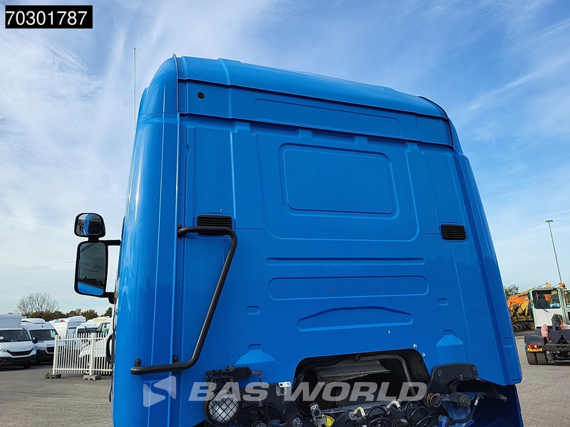 Tractor unit Scania R520 4X2 V8 Retarder 2x Tanks Alcoa Leder: picture 9