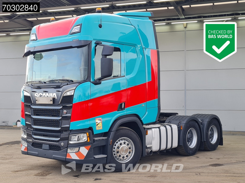 Scania R580 R 6X4 120T! 3-Pedals Retarder Big-Axle Leder Standklima - Tractor unit: picture 1 Scania R580 R 6X4 120T! 3-Pedals Retarder Big-Axle Leder Standklima - Tractor unit: picture 1