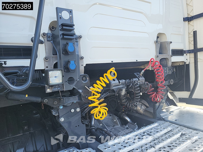 Scania S460 4X2 New Tacho! Retarder 2xTanks ACC - Tractor unit: picture 5 Scania S460 4X2 New Tacho! Retarder 2xTanks ACC - Tractor unit: picture 5