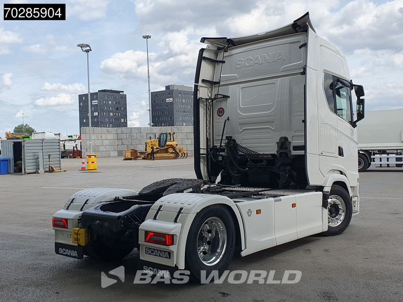 Tractor unit Scania S770 4X2 Full-Air Retarder 2x Tanks Standklima Alcoa's Leather: picture 5