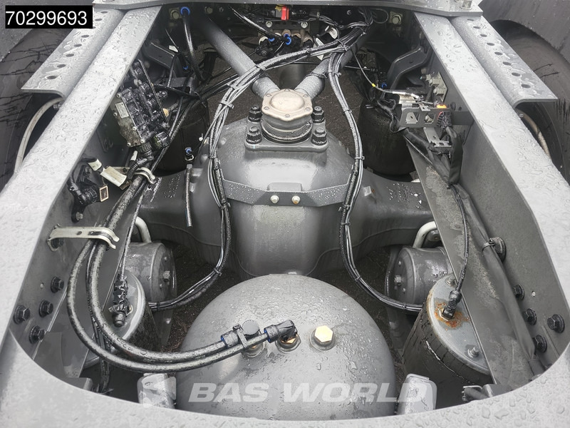 Tractor unit Volvo FH 460 4X2 XL 2xTanks LED Euro 6: picture 15