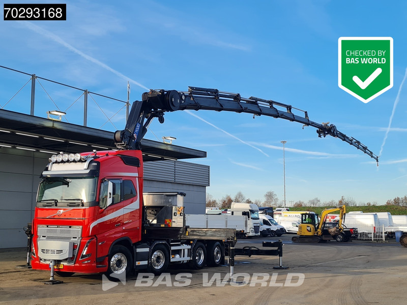 Volvo FH16 650 FH16 8X2 Tractorhead HMF 7020K-RCS Crane + Fly-Jib Lift+Steering Axle Navi ACC - Tractor unit: picture 1 Volvo FH16 650 FH16 8X2 Tractorhead HMF 7020K-RCS Crane + Fly-Jib Lift+Steering Axle Navi ACC - Tractor unit: picture 1