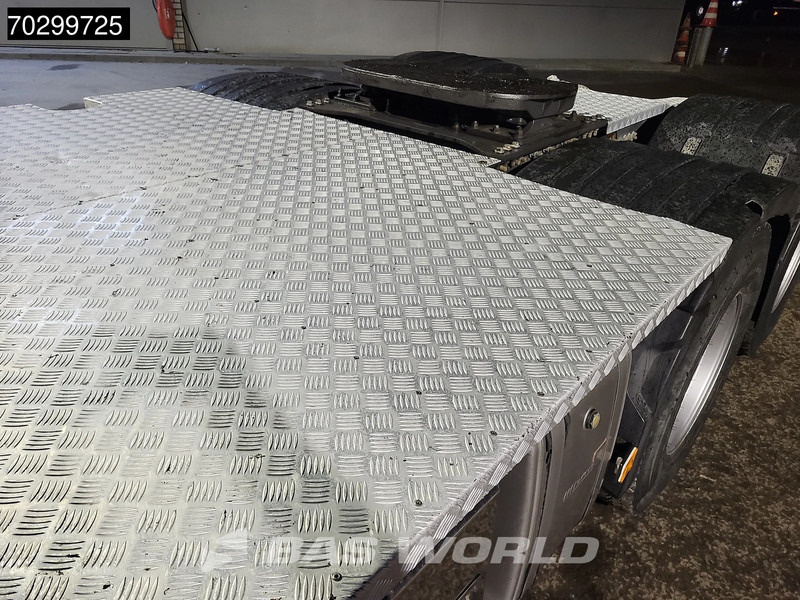 Volvo FH16 750 FH16 6X4 Retarder Big-Axle Hydraulik Leder 60% Tyres leasing Volvo FH16 750 FH16 6X4 Retarder Big-Axle Hydraulik Leder 60% Tyres: picture 13 Volvo FH16 750 FH16 6X4 Retarder Big-Axle Hydraulik Leder 60% Tyres leasing Volvo FH16 750 FH16 6X4 Retarder Big-Axle Hydraulik Leder 60% Tyres: picture 13