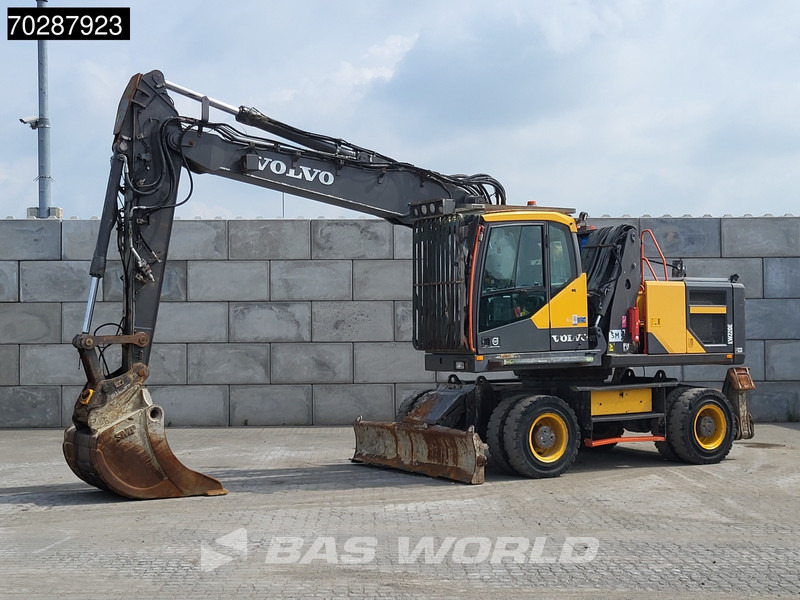 Volvo EW220E - Waste/ Industry handler: picture 3 Volvo EW220E - Waste/ Industry handler: picture 3