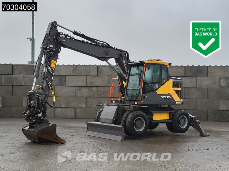 Volvo EWR150 E Outriggers + Blade - Wheel excavator: picture 1 Volvo EWR150 E Outriggers + Blade - Wheel excavator: picture 1