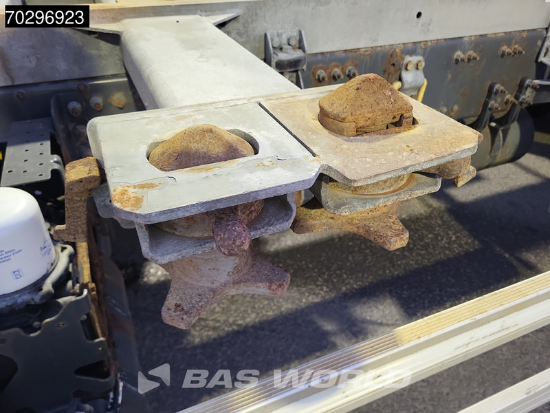 Container transporter/ Swap body truck Volvo FH 540 6X2 Lift+Steering Axle ACC Automatic Retarder Euro 6: picture 8 Container transporter/ Swap body truck Volvo FH 540 6X2 Lift+Steering Axle ACC Automatic Retarder Euro 6: picture 8