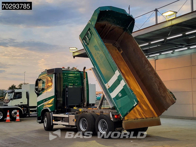 Volvo FH16 650 FH16 6X4 12m3 tipper Automatic Retarder Big-Axle Xenon Euro 6 - Tipper: picture 2 Volvo FH16 650 FH16 6X4 12m3 tipper Automatic Retarder Big-Axle Xenon Euro 6 - Tipper: picture 2