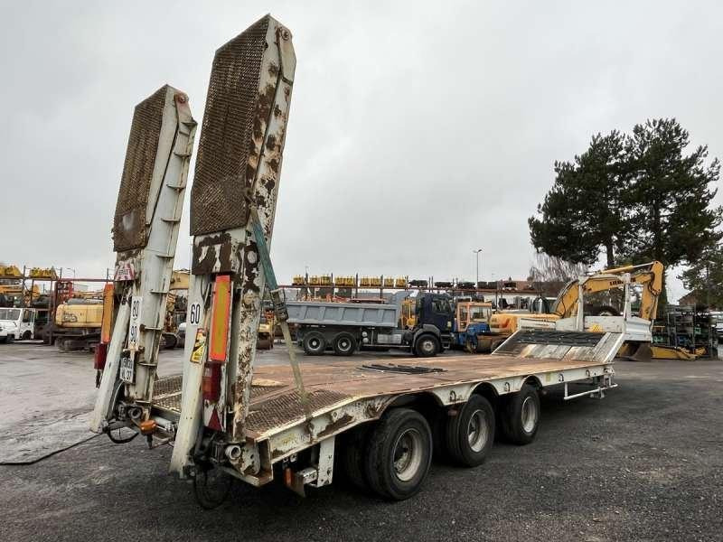 Actm 3 ESSIEUX - Low loader semi-trailer: picture 5 Actm 3 ESSIEUX - Low loader semi-trailer: picture 5