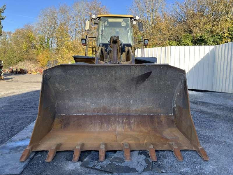 Wheel loader Caterpillar 966G: picture 9