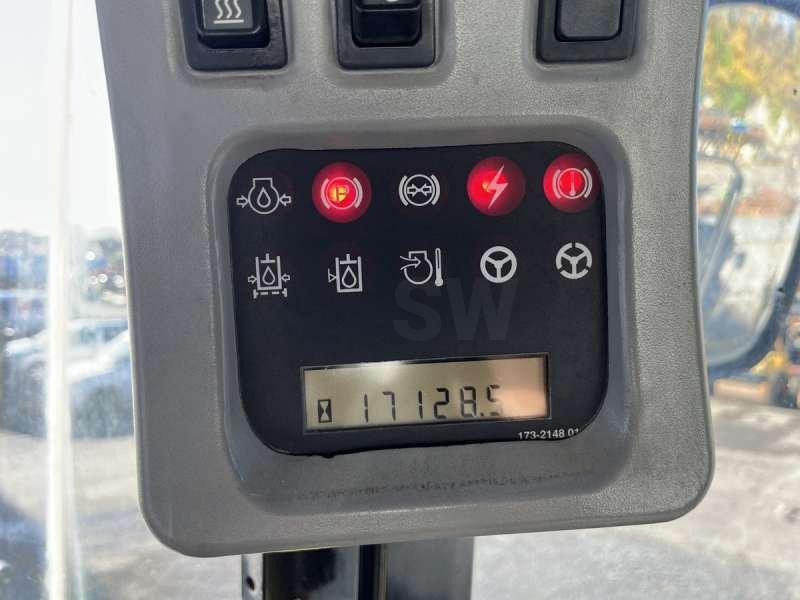 Wheel loader Caterpillar 966G: picture 41