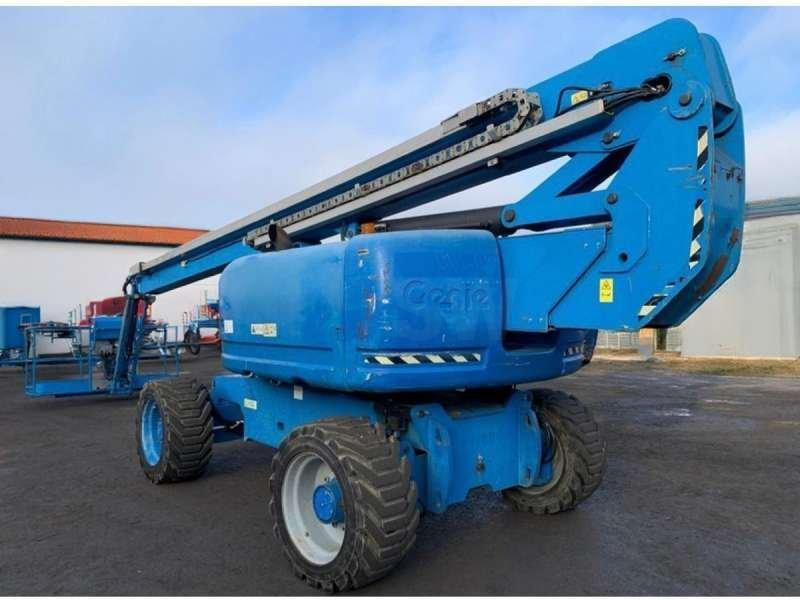 Genie Z-80/60 - Vertical mast lift: picture 3 Genie Z-80/60 - Vertical mast lift: picture 3