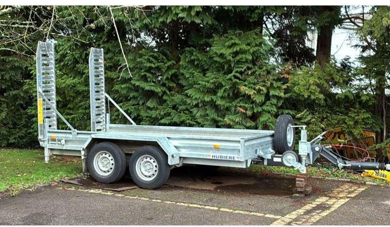 HUBIERE 2 ESSIEUX - Car trailer: picture 1 HUBIERE 2 ESSIEUX - Car trailer: picture 1