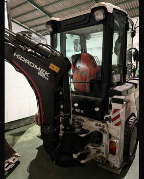 Hidromek Tractopelle HMK62SS - Backhoe loader: picture 3 Hidromek Tractopelle HMK62SS - Backhoe loader: picture 3