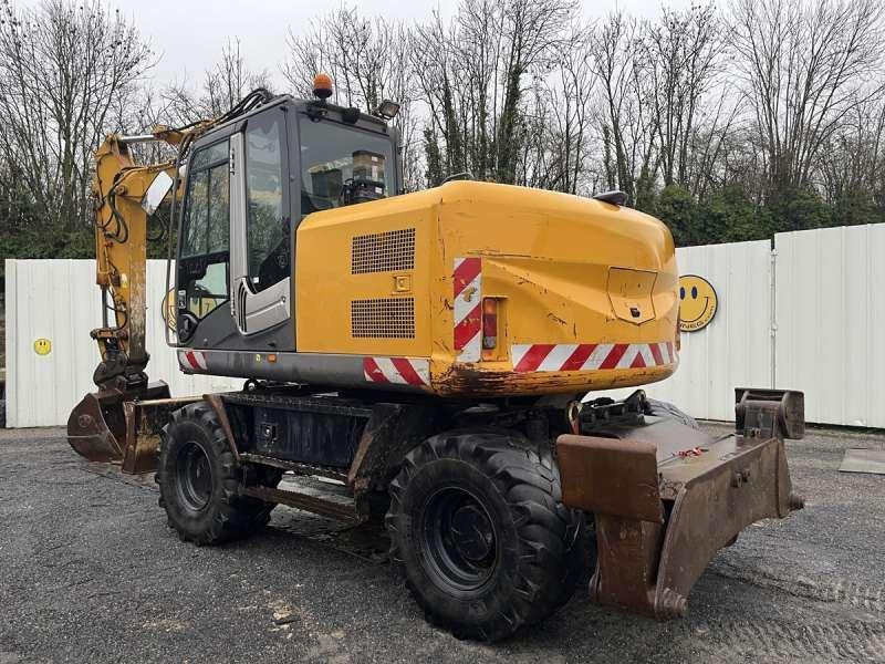 Hitachi ZX140W-3 - Wheel excavator: picture 4 Hitachi ZX140W-3 - Wheel excavator: picture 4