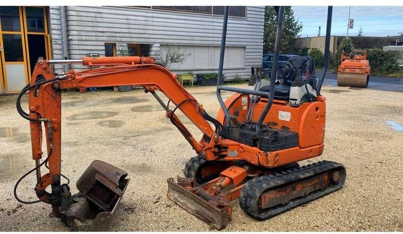 Ihi 15NX MACHINE SUISSE - Mini excavator: picture 3 Ihi 15NX MACHINE SUISSE - Mini excavator: picture 3