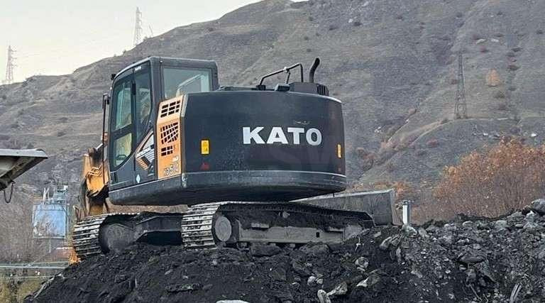 Kato HD514MR - Crawler excavator: picture 5 Kato HD514MR - Crawler excavator: picture 5