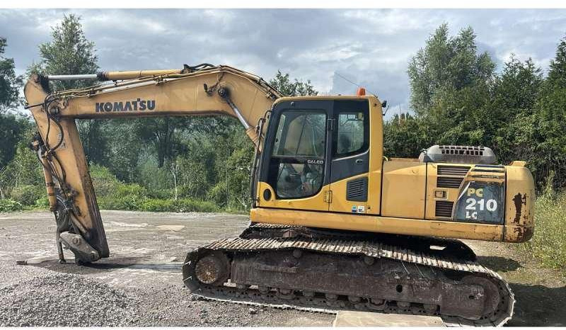 Komatsu PC210-LC8 - Crawler excavator: picture 2 Komatsu PC210-LC8 - Crawler excavator: picture 2