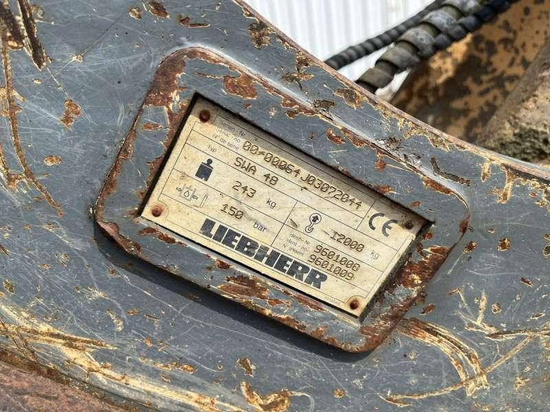 Crawler excavator Liebherr R904HDSL: picture 16