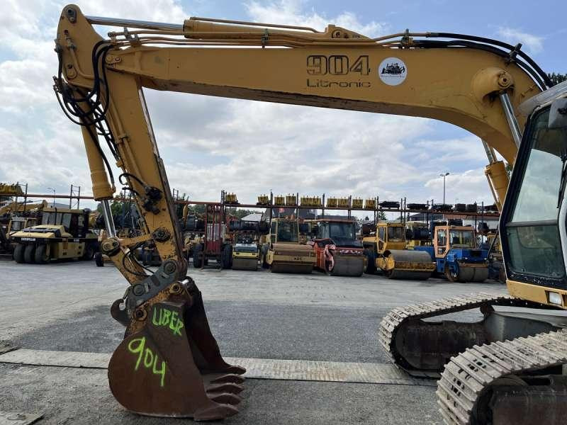 Crawler excavator Liebherr R904HDSL: picture 21