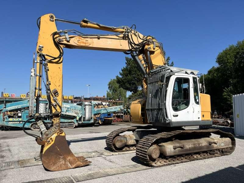 Liebherr R924 Compact Litronic - Crawler excavator: picture 3 Liebherr R924 Compact Litronic - Crawler excavator: picture 3