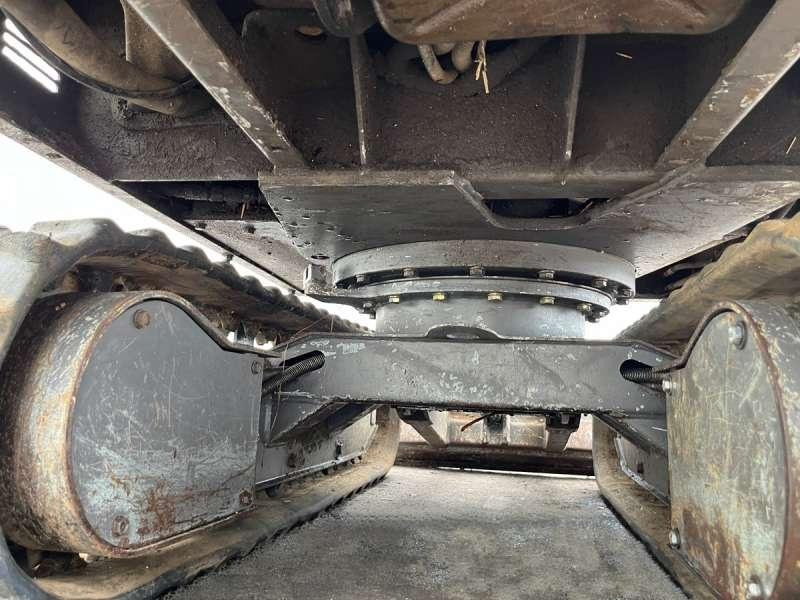 Mini excavator Volvo EB12: picture 29