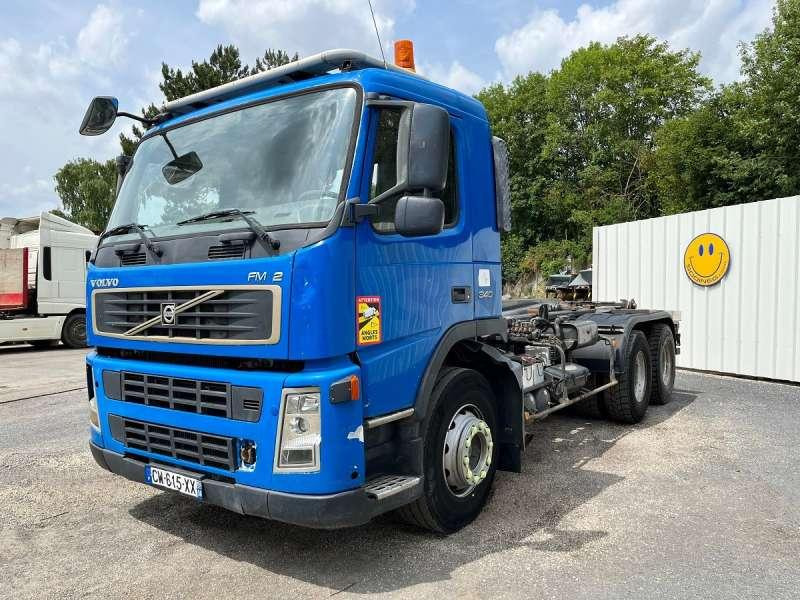 Volvo FM 12 - 340 - Hook lift truck: picture 2 Volvo FM 12 - 340 - Hook lift truck: picture 2