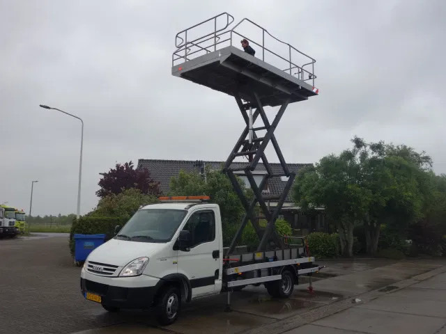 Iveco Daily 40C15 SKY WORKER PLATFORM - Commercial vehicle: picture 1 Iveco Daily 40C15 SKY WORKER PLATFORM - Commercial vehicle: picture 1